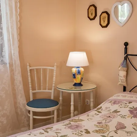 Moira Villa