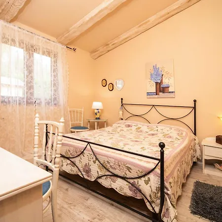 Moira Villa *