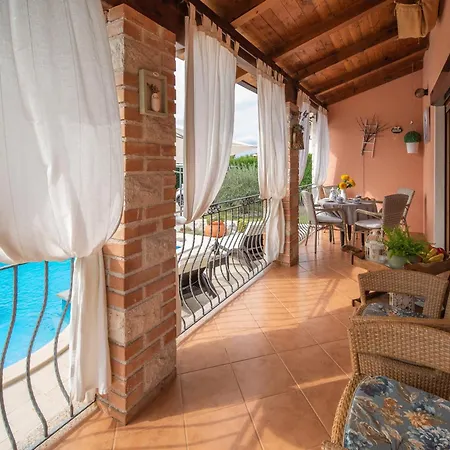 Villa Moira *